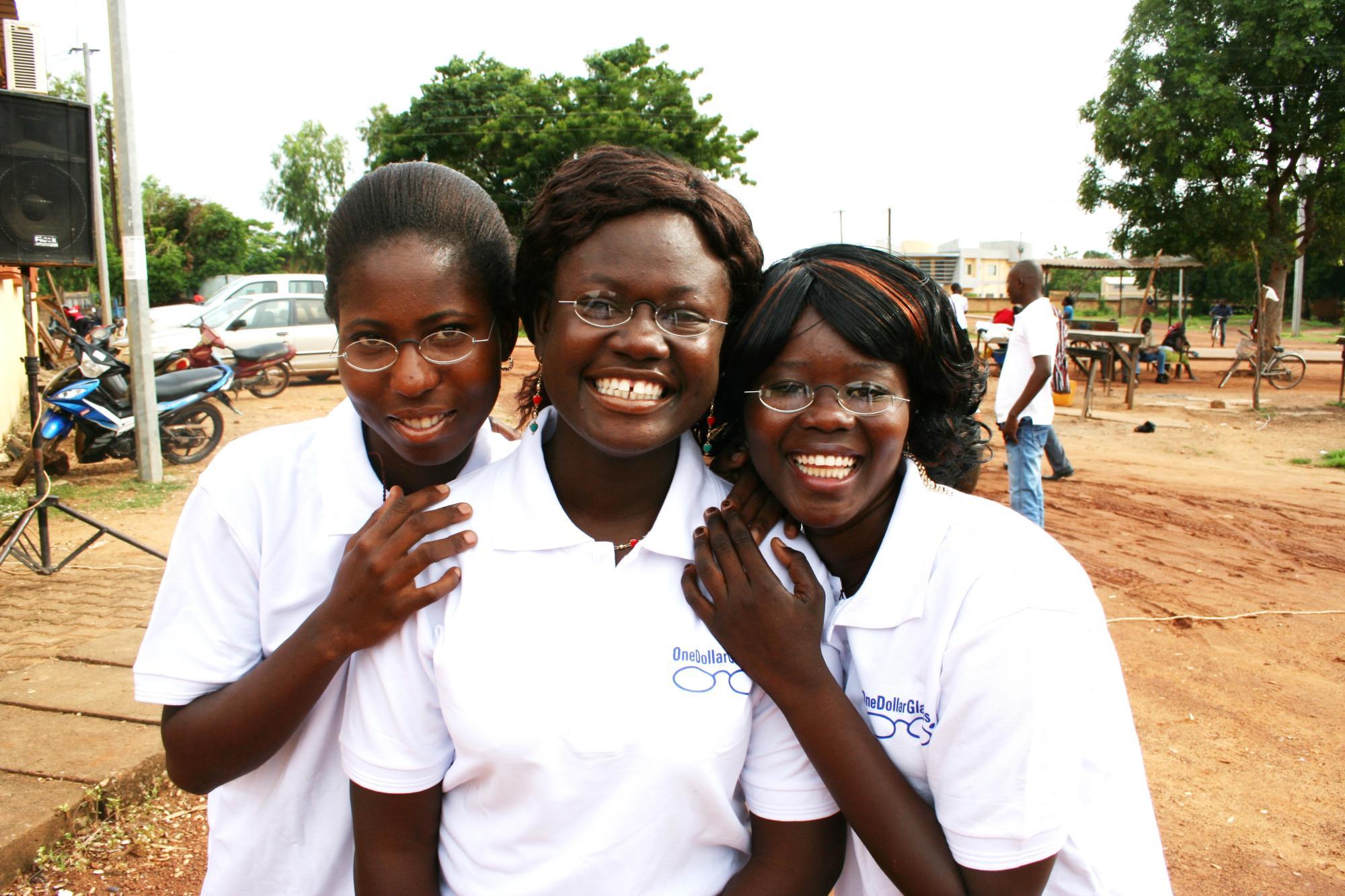 Drei Mitarbeiterinnen von GoodVision (Burkina Faso)