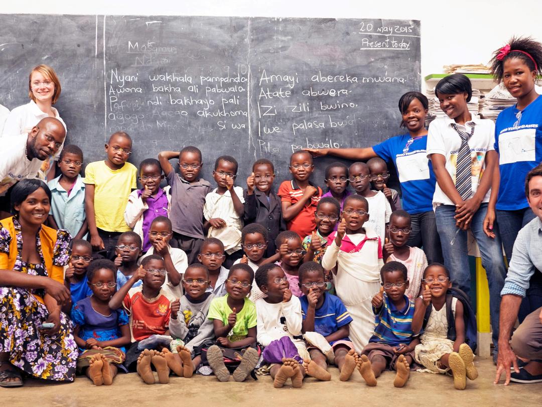 Schulklasse in Malawi
